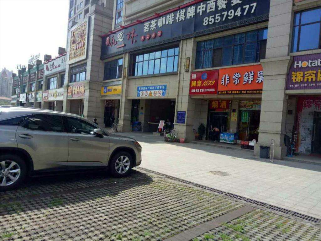 长沙临街商铺价格走势_长沙步行街商铺租金多少