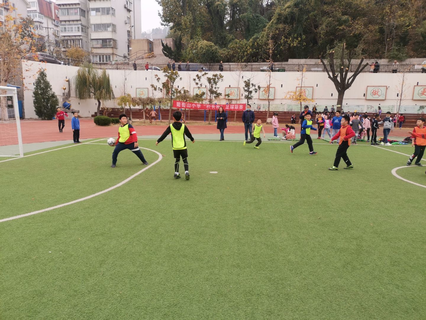 烟台高新区足球小学_烟台高新区足球小学在哪里