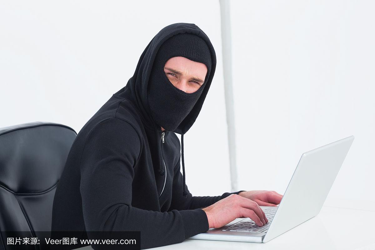 黑客摄像头群_黑客软件家用摄像头
